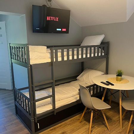 Aparthotel W Dolinie Stawow Zator By Housine Las Rom bilde
