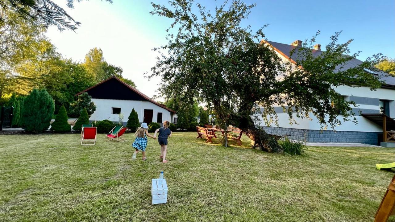 Aparthotel W Dolinie Stawow Zator By Housine Las Eksteriør bilde